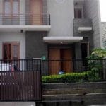 Desain dan Model Rumah dengan Batu Alam Tampak Depan