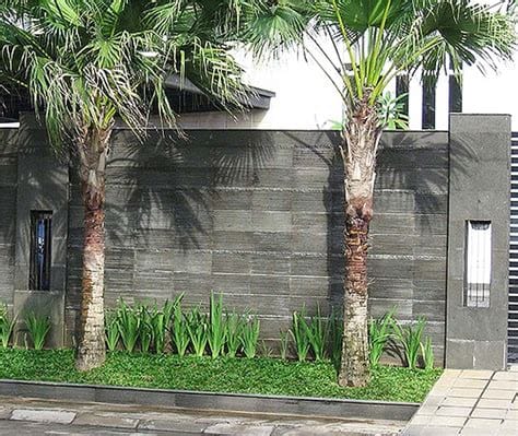 Desain dan Model Pagar Rumah Minimalis dengan Batu Alam: Inspirasi Modern untuk Tampilan Depan Rumah 6