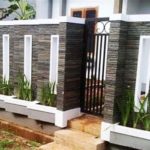 Desain dan Model Pagar Rumah Minimalis dengan Batu Alam